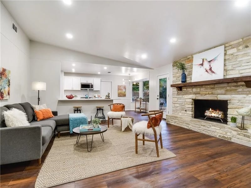 Virtual tour of 10619 Denell Cir
