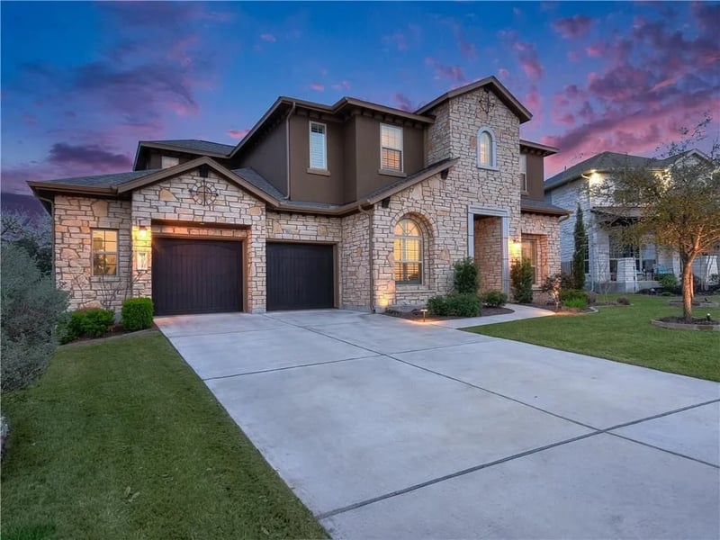 Virtual tour of 12825 Cricoli Dr