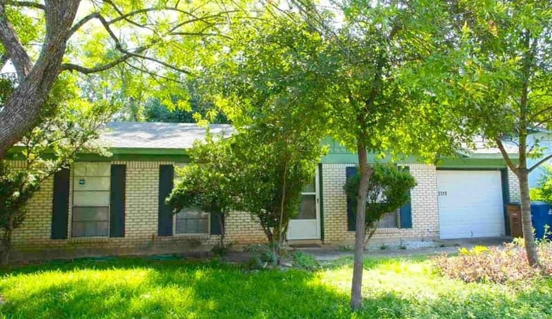 Virtual tour of 2319 Campden DR