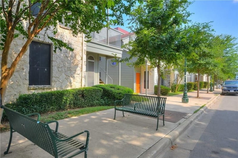 Virtual tour of 2529 Rio Grande St Unit #35-F