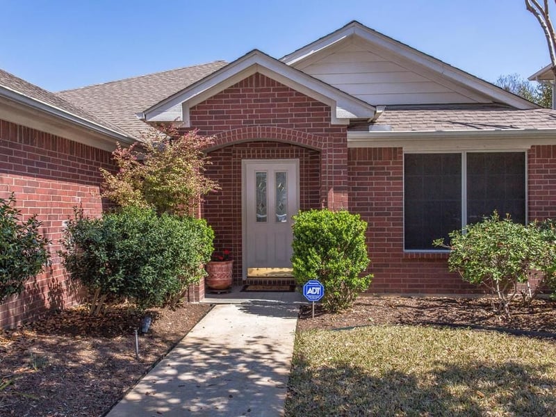 Virtual tour of 3028 Bent Tree Loop