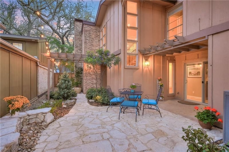 Virtual tour of 4027 Tealwood