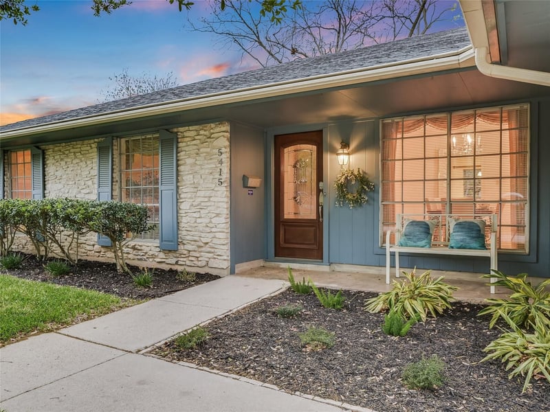 Virtual tour of 5415 Claymoor DR