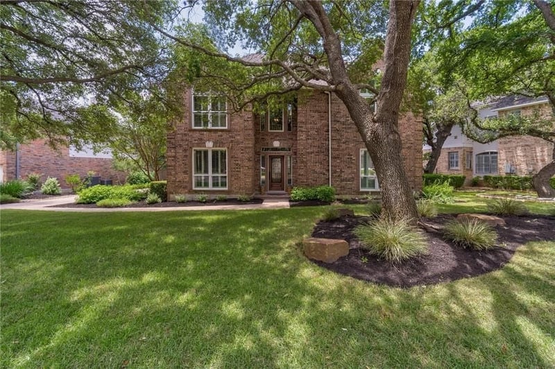 Virtual tour of 6203 Dedham LN