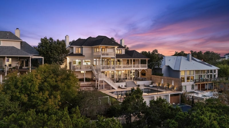 Virtual tour of 7218 Valburn DR