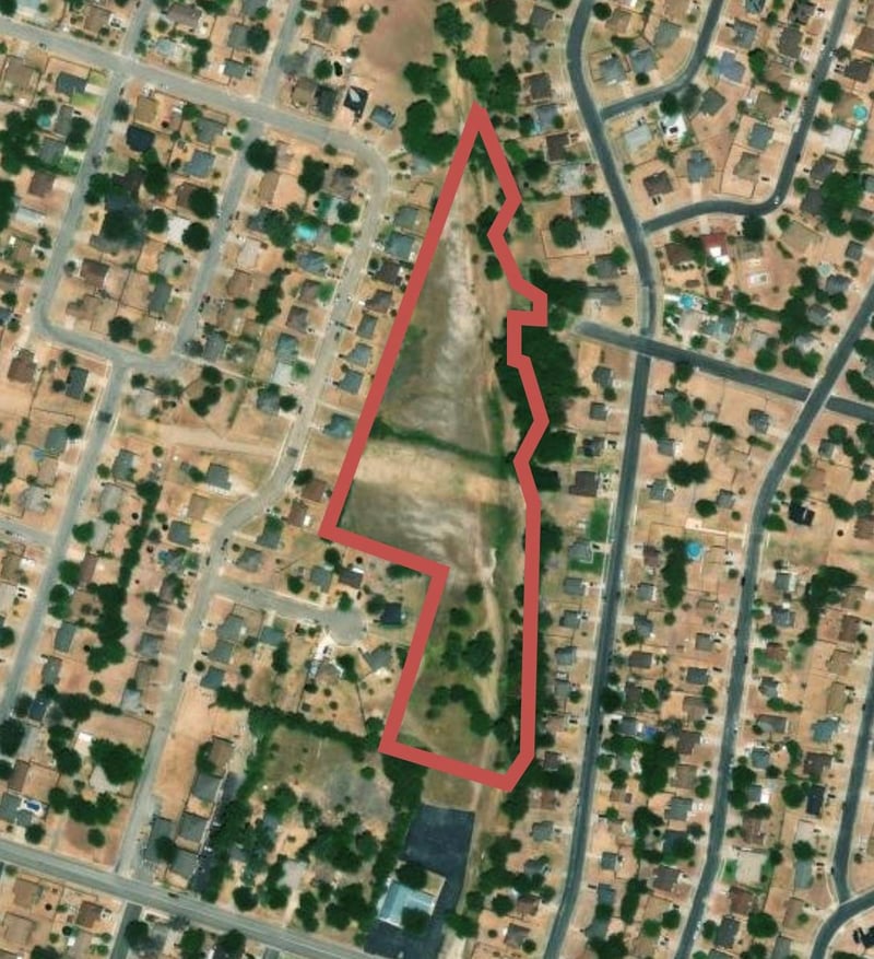 Virtual tour of 0000 W Westcliff RD