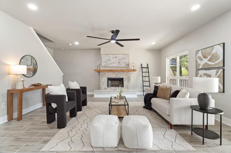 Virtual tour of 10 Honeysuckle LN