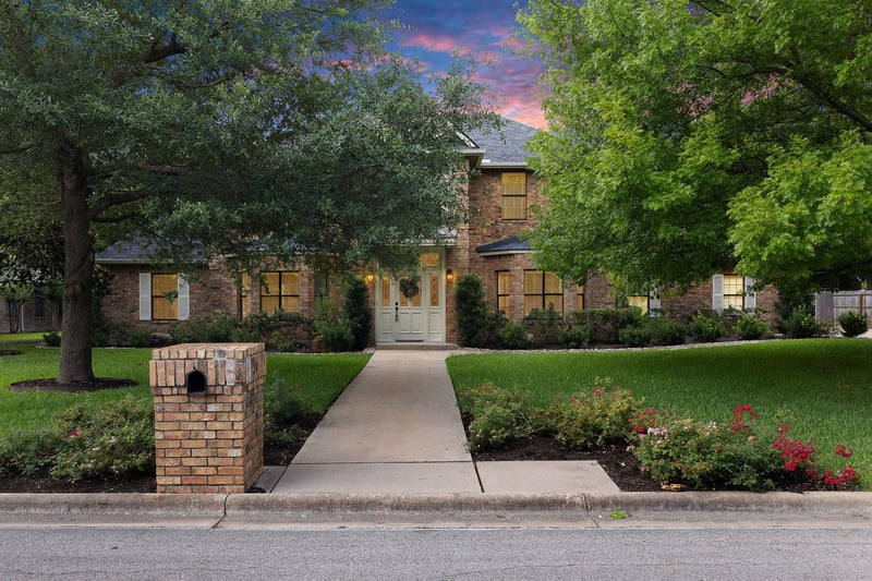 Virtual tour of 10 Oak VW