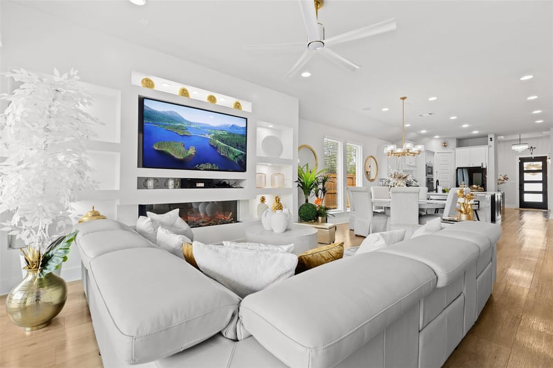 Virtual tour of 100 Green Knoll LN