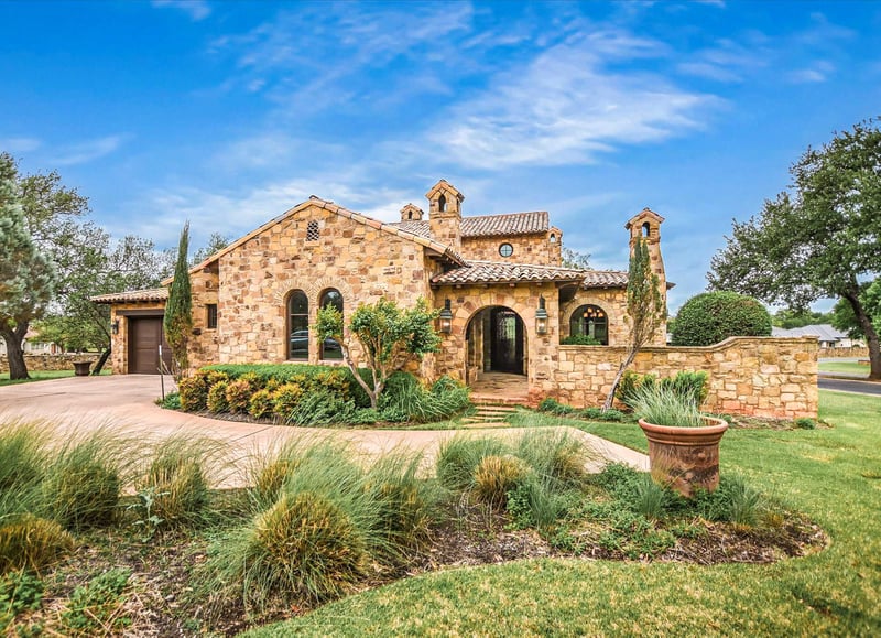 Virtual tour of 100 Milagro
