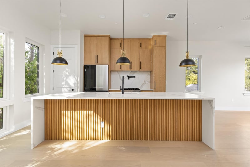 Virtual tour of 100 W Odell ST Unit #3
