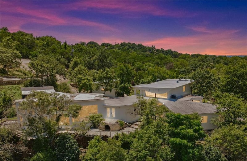 Virtual tour of 1000 Jousting PL
