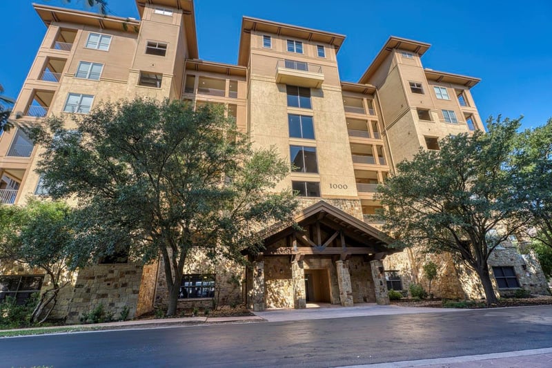 Virtual tour of 1000 The Cape RD Unit #54
