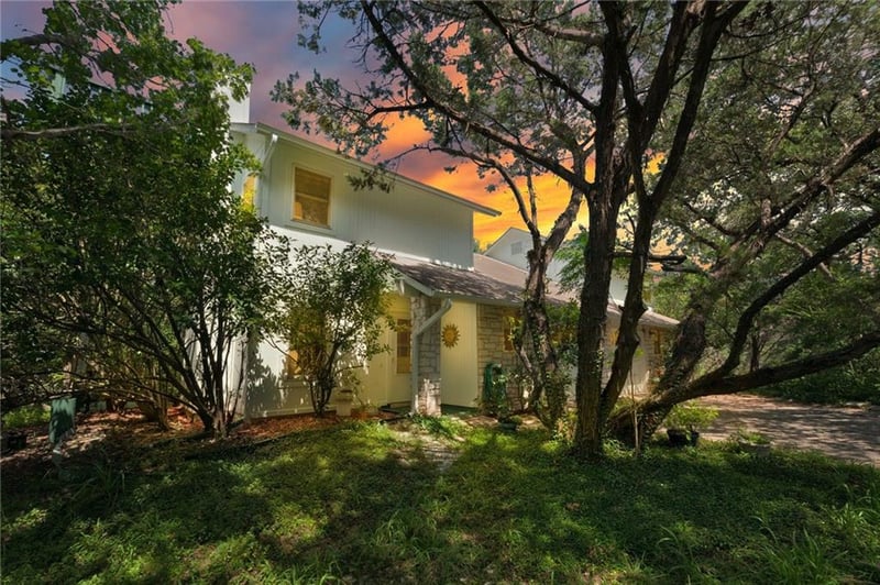 Virtual tour of 10006 Wildflower LN