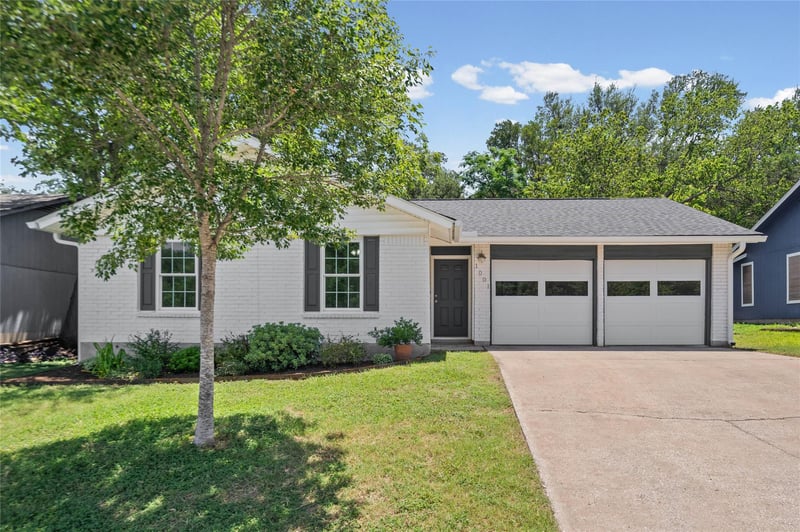 Virtual tour of 1001 Speer Ln
