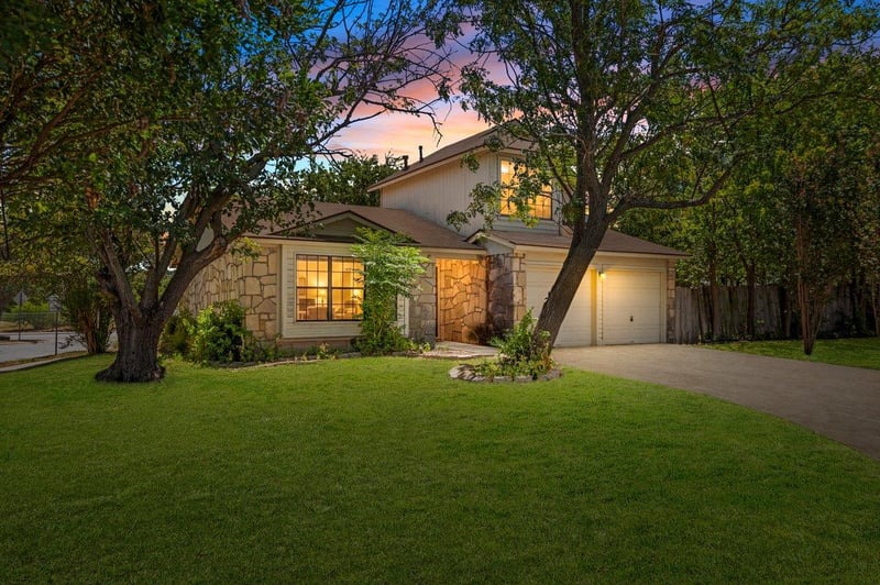 Virtual tour of 1001 Tamra CV