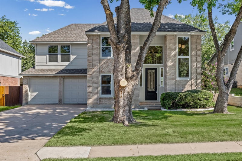Virtual tour of 1002 Crestview ST