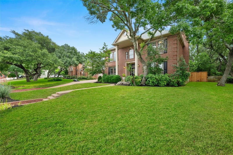 Virtual tour of 10023 Circleview DR