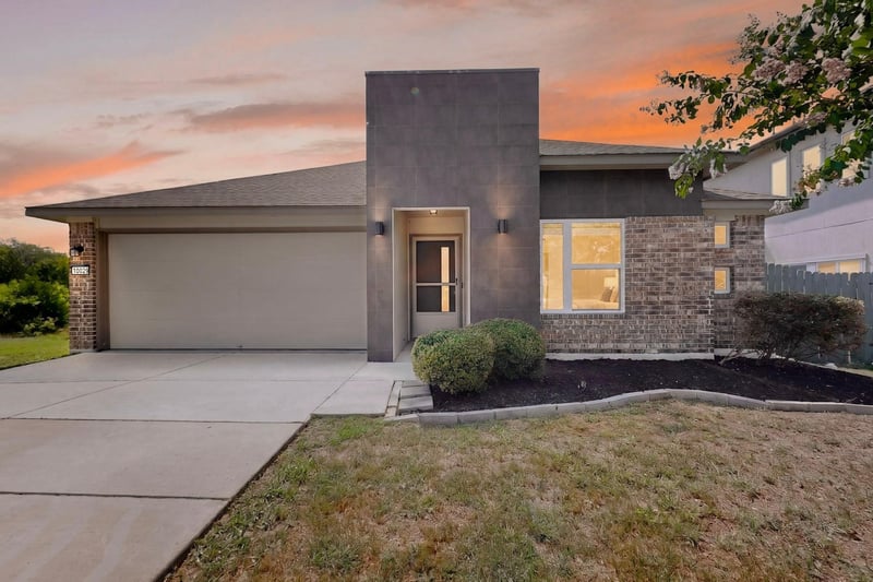 Virtual tour of 10029 Dalliance LN