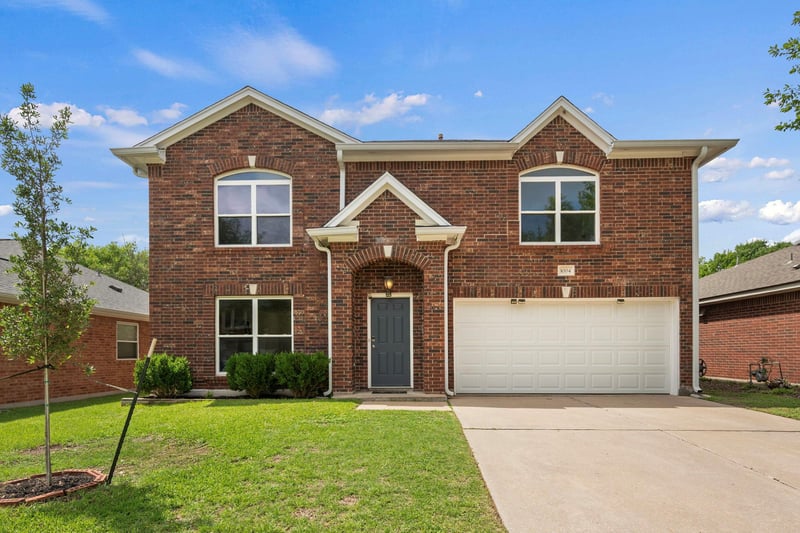 Virtual tour of 1004 Hughmont Dr