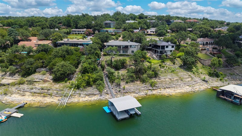 Virtual tour of 1005 Challenger