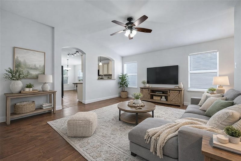Virtual tour of 1005  Remington Dr