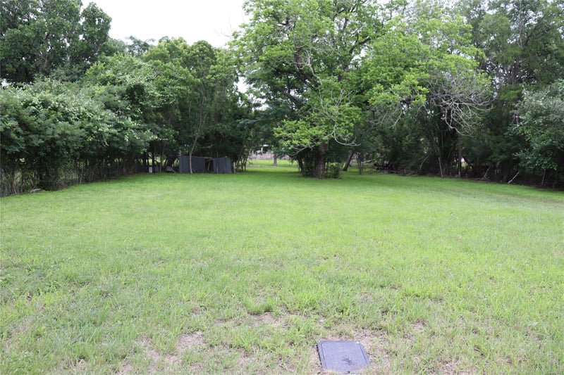Virtual tour of 1006 Johnson ST