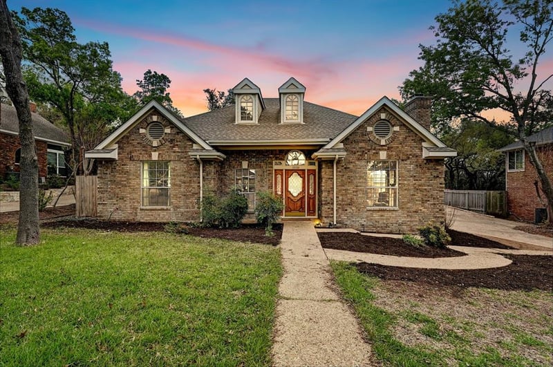 Virtual tour of 10088 Circleview DR