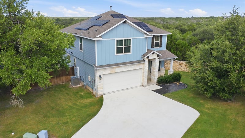 Virtual tour of 101 Chalk Lake CV