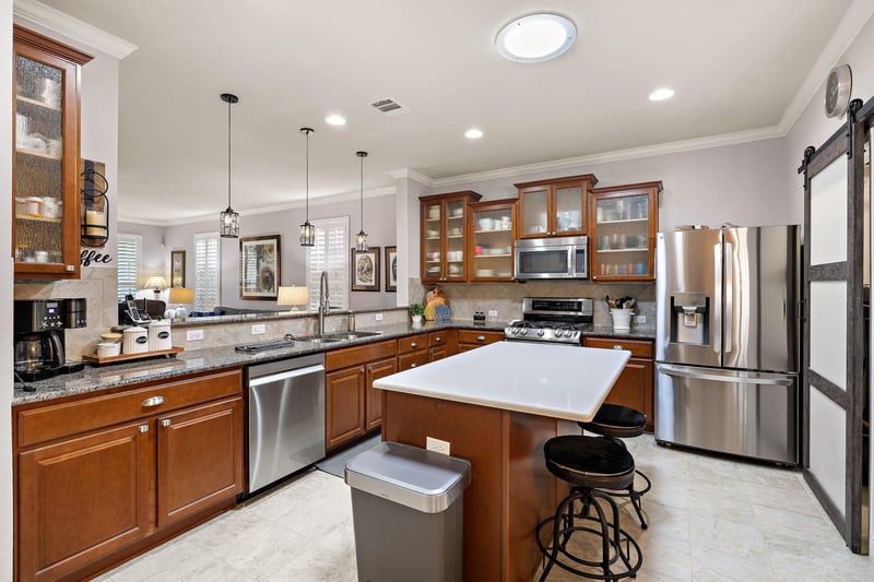 Virtual tour of 101 Copperas Creek CV