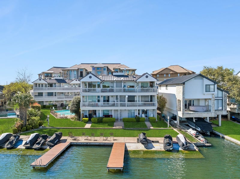 Virtual tour of 101 Island DR