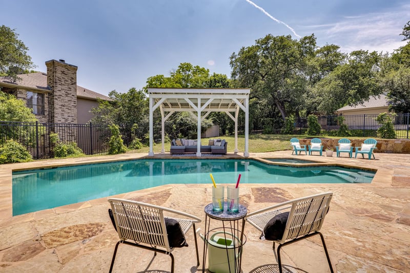 Virtual tour of 101 Peterson Ct