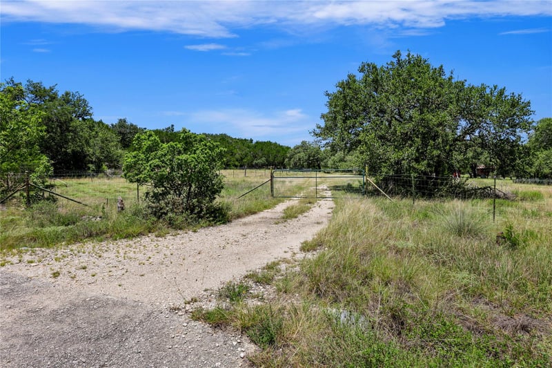 Virtual tour of 101 Purple Sage