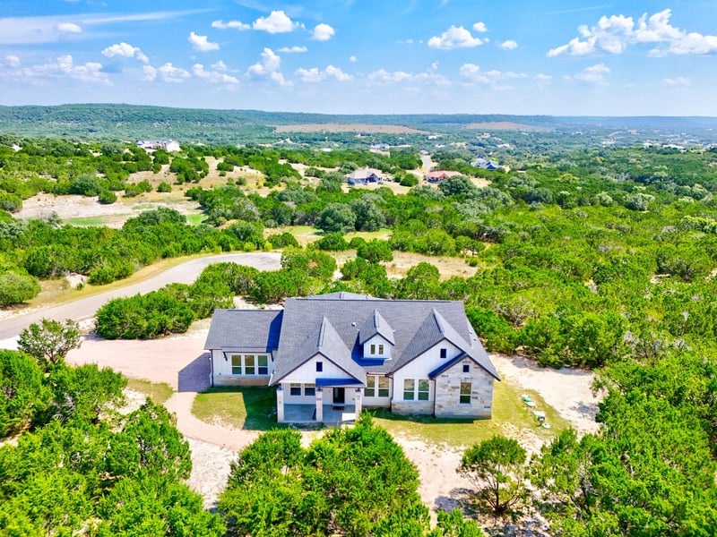 Virtual tour of 101 S Creek CIR