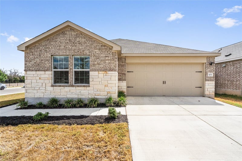 Virtual tour of 101 Sunrise Oak Cv