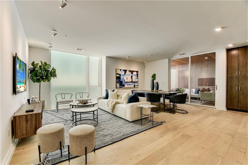 Virtual tour of 1010 W 10th ST Unit #103