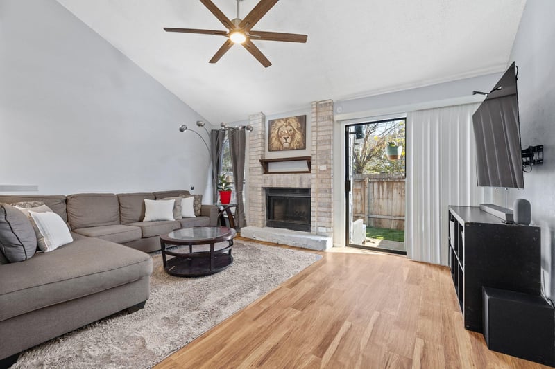 Virtual tour of 1010 W Rundberg Ln W Unit #13