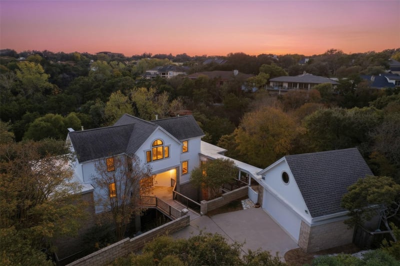 Virtual tour of 10102 Grand Teton CT