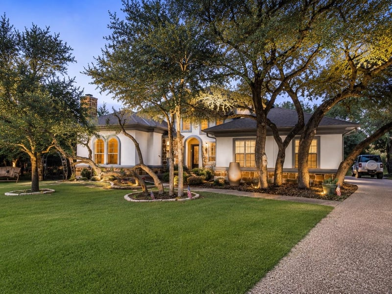 Virtual tour of 1011 Kieran CV