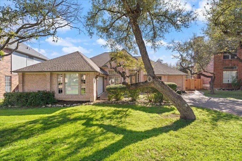 Virtual tour of 10113 Planters Woods DR