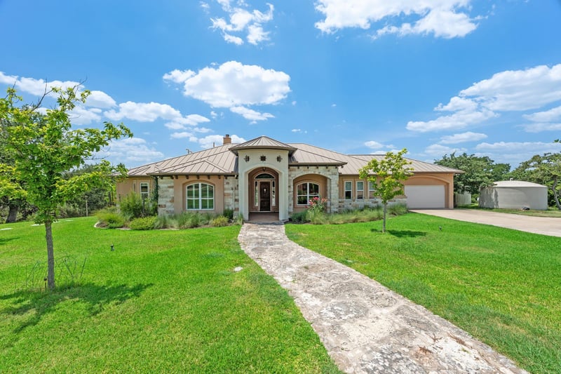 Virtual tour of 1012 Quail Ridge DR