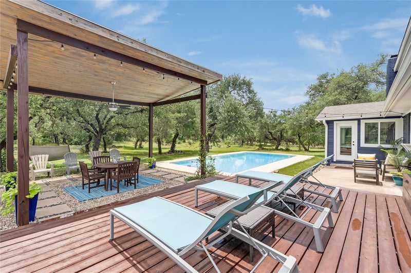 Virtual tour of 10133 Oliver DR