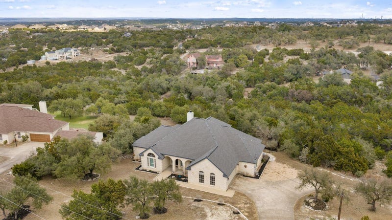 Virtual tour of 1015 Sunset Canyon Dr N