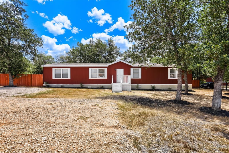 Virtual tour of 1017 Rosewood DR