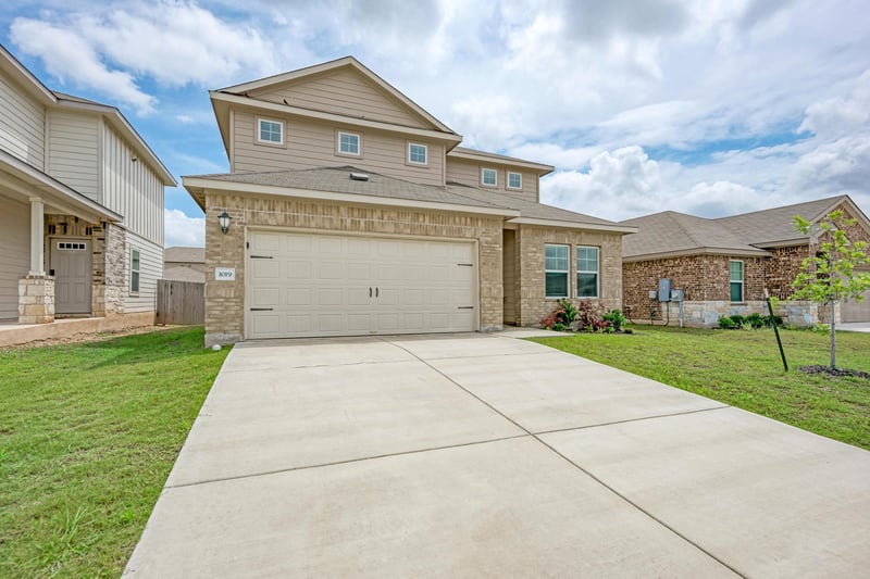 Virtual tour of 1019 Round Bale RD