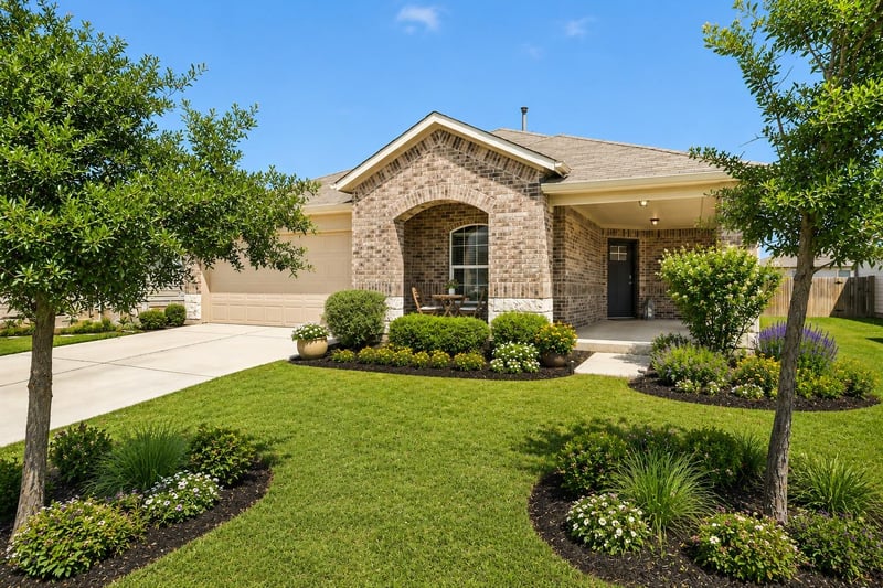 Virtual tour of 102 Harlan DR