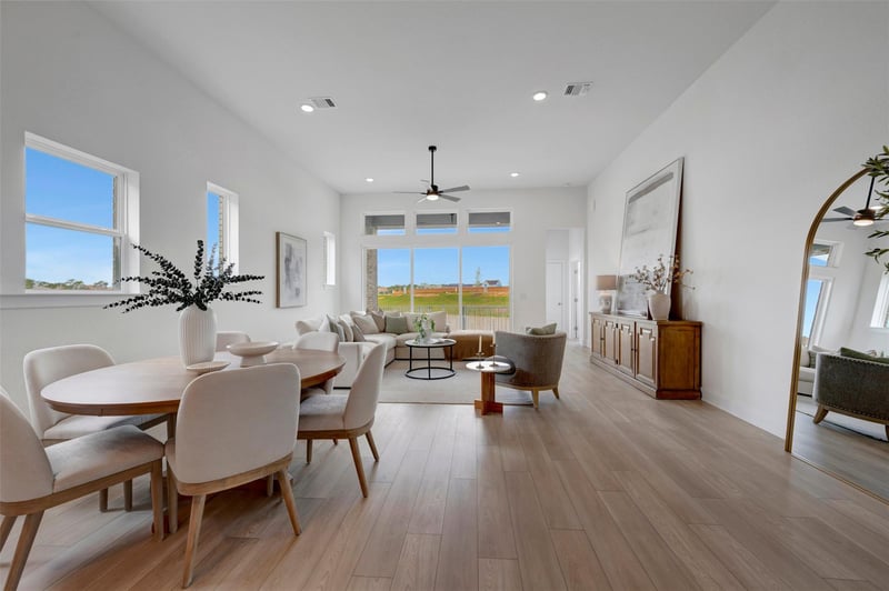 Virtual tour of 102 Pinyon Pine Dr