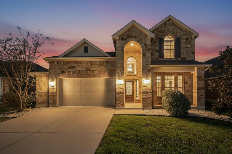 Virtual tour of 102 Plantain DR