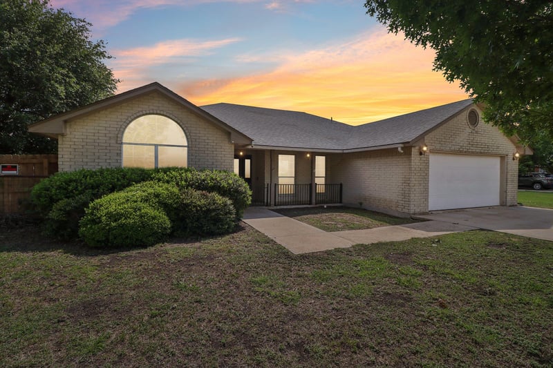 Virtual tour of 1022 Barbarosa RD