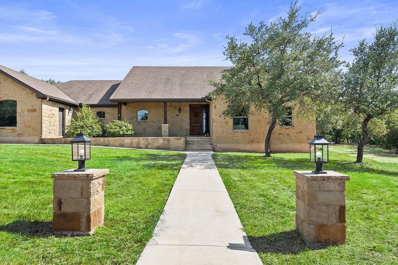 Virtual tour of 103 Creekside TRL